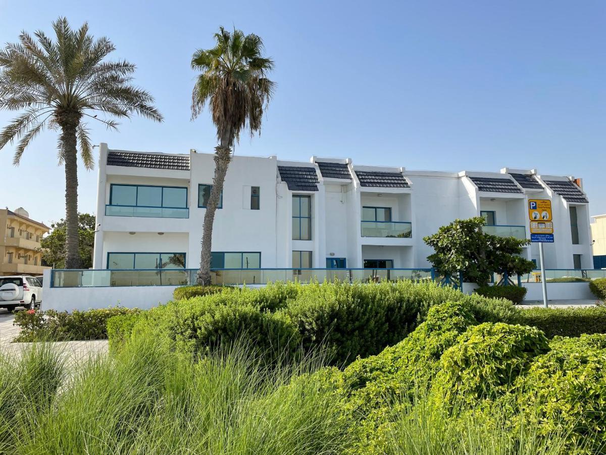 Al Corniche Hotel Sharjah Exterior foto