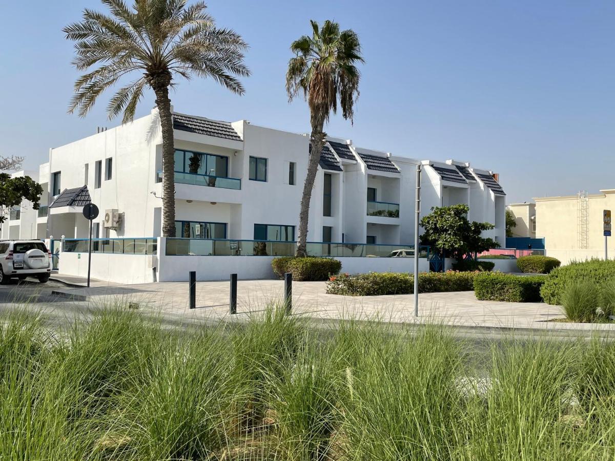 Al Corniche Hotel Sharjah Exterior foto
