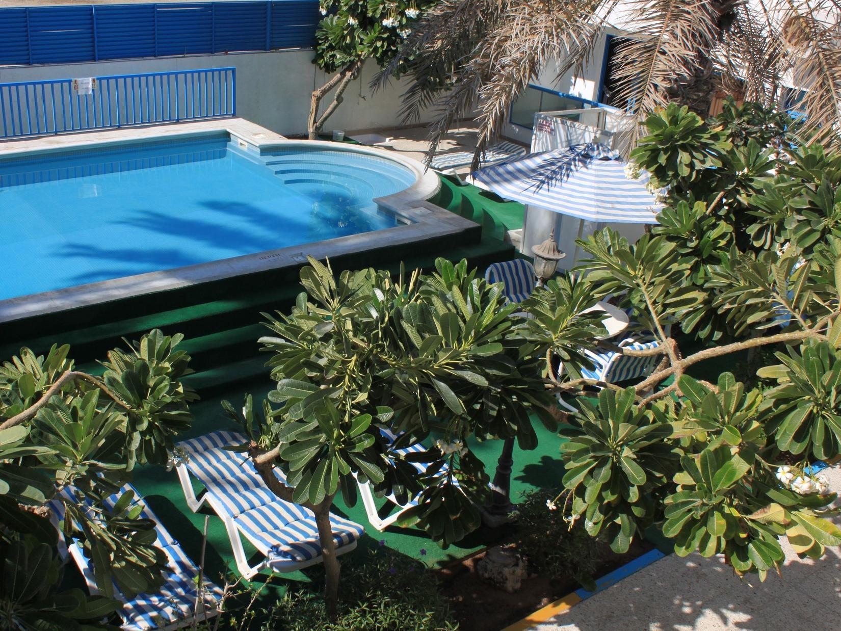 Al Corniche Hotel Sharjah Exterior foto
