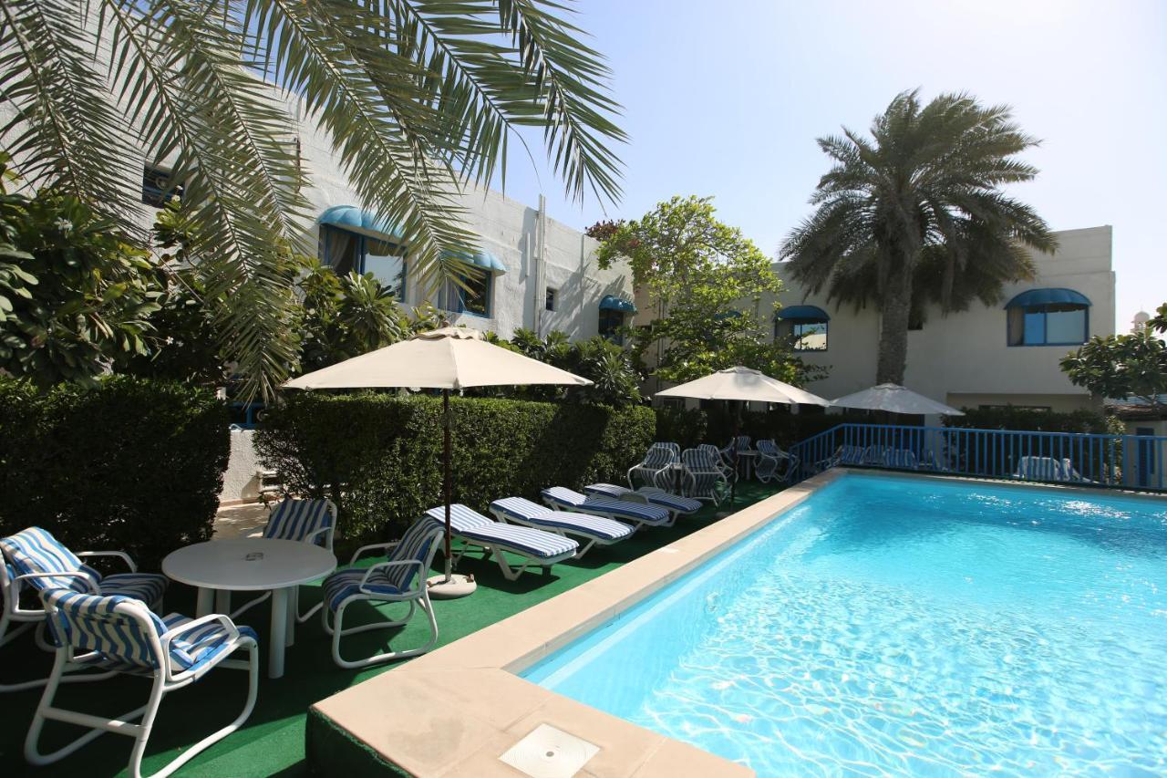 Al Corniche Hotel Sharjah Exterior foto