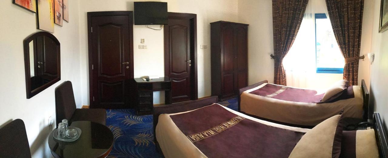 Al Corniche Hotel Sharjah Exterior foto
